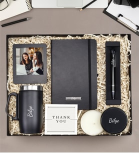 Kişiye Özel Siyah Kulplu 280 ML Çelik Termos & Siyah Defter & Gümüş Renk Detaylı Siyah Tükenmez Kalem & Siyah Metal Kutulu Mum & Siyah İnstagram Çerçeve Hediye Seti