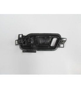 VOLKSWAGEN AMAROK- 11/16; ÖN KAPI İÇ AÇMA KOLU SAĞ SİYAH (ELCEĞİ GÜMÜŞ GRİ) (HUSHAN) 2H0837114DUBN