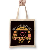Girl Who Loves Vlogging Vlogger Vlog Influencer Videographer Bez Çanta Uzun Saplı