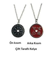 Viking Pusulası Siyah & Kırmızı Çift Taraflı Unisex Kolye – 60 cm Zincirli, Koruma Temalı Tasarım (Gümüş)