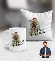 Kişiye Özel Karikatürlü Asker Kupa ve Yastık Hediye Seti Askere Hediye Asker Sevgiliye Hediye (Beyaz)