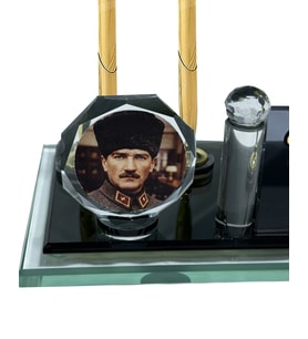 Sentez Masa Üstü İsimlik Ofis Hediyesi Atatürk Masa İsimliği (Altın / Dore)