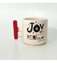 Joyumuz Yerinde Olsun Baskılı Kırmızı Kulplu T Yılbaşı Kupası