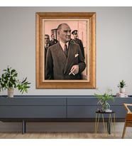Altın Varaklı Çerçeveli Paspartulu Atatürk Tablo z4536 (Gold)