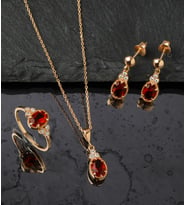 925 Ayar Gümüş Oval Yakut Model Tırnaklı Set