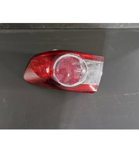 TOYOTA COROLLA SAĞ ARKA DIŞ STOP LAMBASI SIFIR 2010-2013