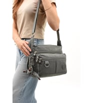 Çapraz Askılı Ultra Hafif Çok Cepli Bayan Omuz Çantası Gri (Model: 571-6D)