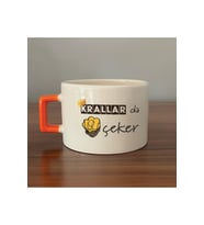 Krallar Da Nah Çeker Baskılı Sarı Kulplu Kare Kupa - Komik Hediye Bardak Fincan Mug
