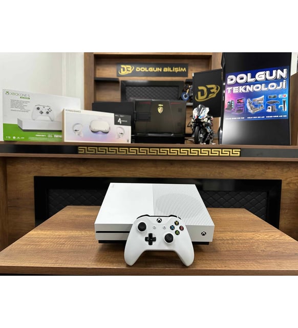 Microsoft Xbox One S 500GB CD'li Tek Kol (İKİNCİ EL)