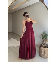 Neşeli butik kadın ışıltılı askılı yırtmaç detayı şifon abiye elbise NM002 (Bordo)