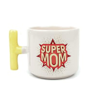 Süper Mom Kırmızı Baskılı Sarı Kulplu T Kupa