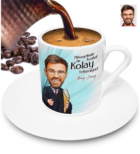 Nihayetinde Avukat Kolay Yetişmiyor Kişiye Özel Karikatürlü Türk Kahvesi Fincanı (Beyaz)
