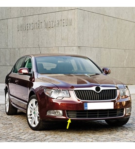 Skoda Superb 2 2009-2013 Ön Tampon Orta Izgara Sağ Parça 3T0853666