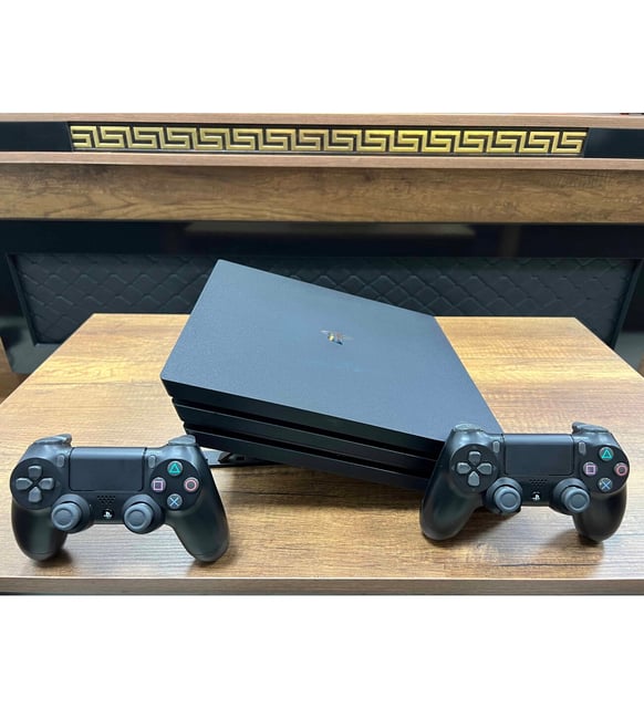 PLAYSTATİON 4 PRO 1 TB + ÇİFT KOL playstation 4 pro - PlayStation4