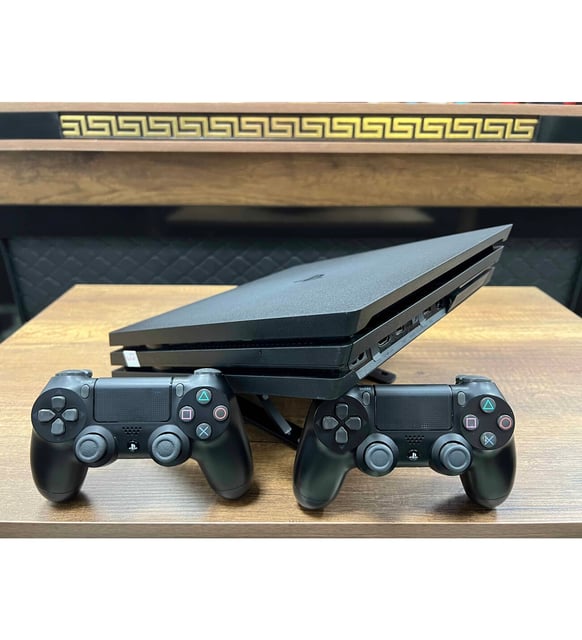 PLAYSTATİON 4 PRO 1 TB + ÇİFT KOL playstation 4 pro - PlayStation4