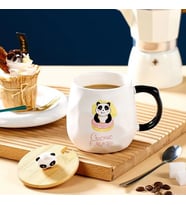 400ml Sevimli Süpriz Panda Seramik Kapaklı Kaşıklı Kupa Bardak (Sarı)