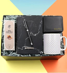 Kişiye Özel Mermer Desenli Defter & Kalın Siyah Touch Pen & Siyah Cüzdan & Rebul Kolonya & Gold Detaylı Kupa Hediye Seti