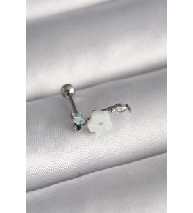 316L Çelik Gümüş Renk Zirkon Taş Detay Beyaz Çiçek Model Tragus Piercing 5886