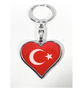 Kalp Şeklinde Kırmızı Türk Bayraklı Metal Anahtarlık