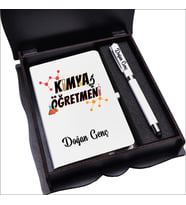 Kimya Öğretmeni Ahşap Kutuda Defter Kalem Seti