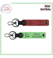 Vatan Sevgisiyle Hazırlanmış, Ayyıldız ve Türkiye, Kişisel Deri Anahtarlık Set, Nar - Yeşil (Çok Renkli)