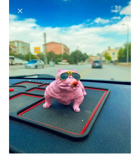 Araba Içi Torpido Üstü Simülasyon Pitbull Köpek Dekorasyon PEMBE