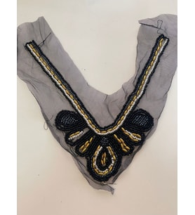 24X8 CM TAŞLI BONCUKLU TASARIM KIYAFET YAKA AKSESUARI APLİK DİKİŞ