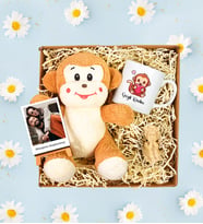 Kişiye Özel Polo Kartlı Sevimli Maymun &  Mum Kupa Hediye Seti (Model 1)