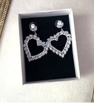 Rodyum Kaplama Abiye Küpe Kadın Zirkon Taşlı Sallantılı