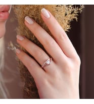 Elegance Çapraz Model Rose Gold Kaplama Sky Diamond Yüzük