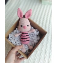 Pembe Sevimli Arkadaş Amigurumi Organik Oyuncak Uyku Arkadaşı Hediye Kutulu