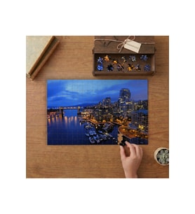 Kanada Şehir Manzarası- Gece Işıkları Tasarımı 240 parça Ahşap Puzzle Ahşap Kutuda MP00830