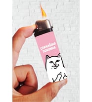 Pembe Baskılı Full Kaplamalı Gazlı Çakmak, Şık ve Güvenilir Tasarım