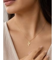 Kişiye Özel 925 Ayar Gümüş Minimalist Cactus Kolye (Gold)