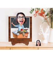 BK Gift Kişiye Özel Kadın Öğretmen Karikatürlü Ahşap Standlı 3D Biblo-2 (Beyaz)