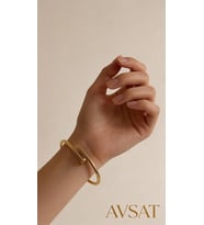 Kararmaz Çelik Gold Renk Çivi Kadın Kelepçe