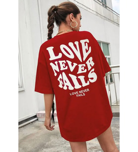 Unisex Love Never Fails Baskılı T-shirt (Kırmızı)