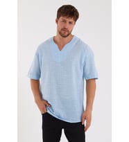Erkek Açık Mavi Açık V Yaka Oversize Kısa Kollu Çizgili Gömlek 22Y-4300634-1