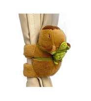Sevimli Oturan Kapibara Capybara Bileklik Dekoratif Araba Aksesuarı Peluş Oyuncak 17 CM (Çok Renkli)