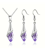 Swarovski Taşlı, Zirkon Taş İşlemeli  Takı Seti (Kolye Küpe), Yeni Yıl, Sevgililer Günü Hediye si, Ahşap Kutu İçerisinde (Lila)