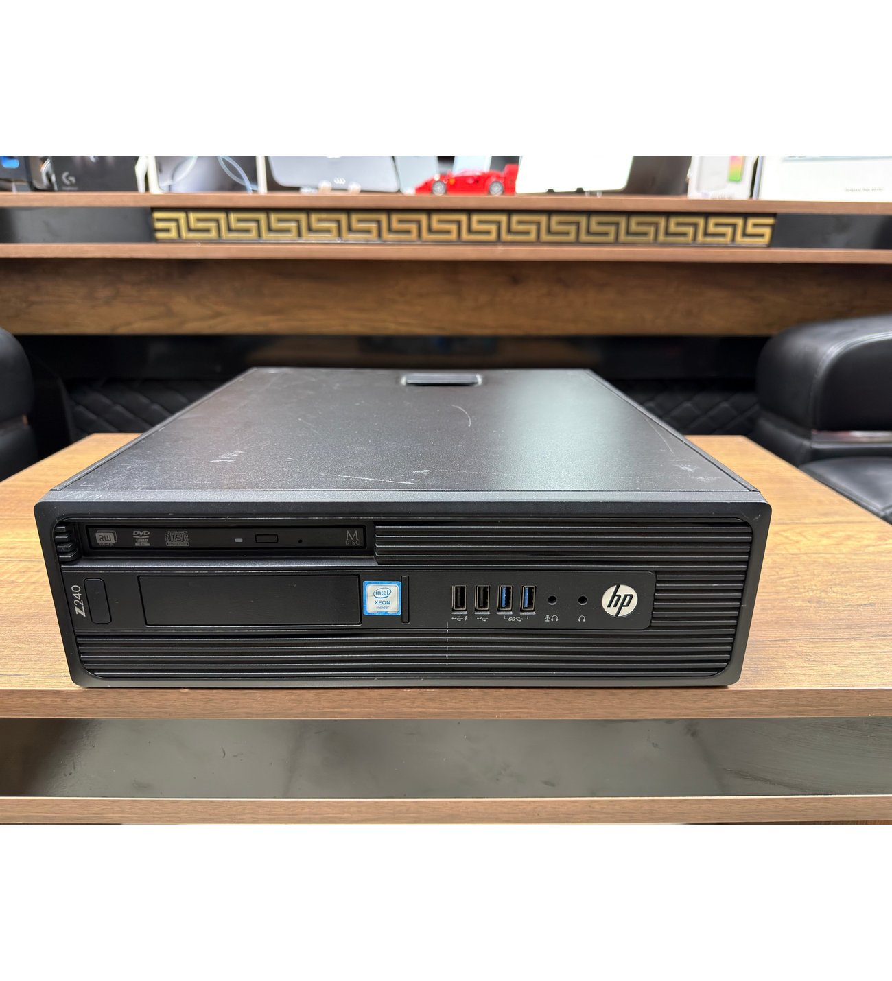 HP Z240 SFF Workstation Intel Xeon E3-1225 v5 16GB RAM 500GB HDD
