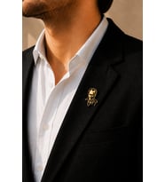 Atatürk Gold Renk Rozet Unisex Yaka Aksesuarı