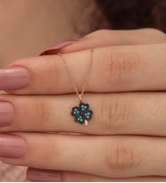 925 Ayar Minik Turkuaz Taşlı YoncaKadın Gümüş Kolye