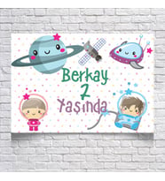 Uzay ve Astranot Temalı Doğum Günü Afişi