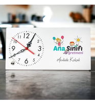 Anaokulu Öğretmenine Hediye Şık Masa Saati