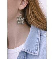 Puzzle Parça Motifli Gümüş Renk Metal Unisex Sallantılı Küpe