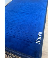 kişiye özel peluş seccade isim nakışlı isme özel  yumuşacık (Lacivert)