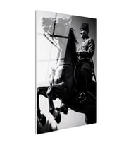 Tamperli Gerçek Cam Tablo Atatürk Üniformalı Şahlanan At Atatürk Tablosu Duvar Dekoru