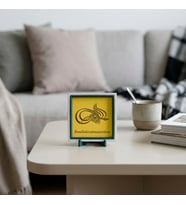 Tuğra Besmele Tasarımlı Minimalist Masaüstü Aksesuarı, Tüm Yaşam Alanlarınız İçin Özel Dekor 10x10cm
