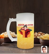 BK Gift Kişiye Özel Aşkın Olayım Karikatürlü Buzlu Cam Bira Bardağı 50cl-1 , Babaya Hediye , Arkadaşa Hediye , Aşkın Olayım (Beyaz)